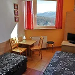Bed & Breakfast Willa Mona Szklarska Poreba