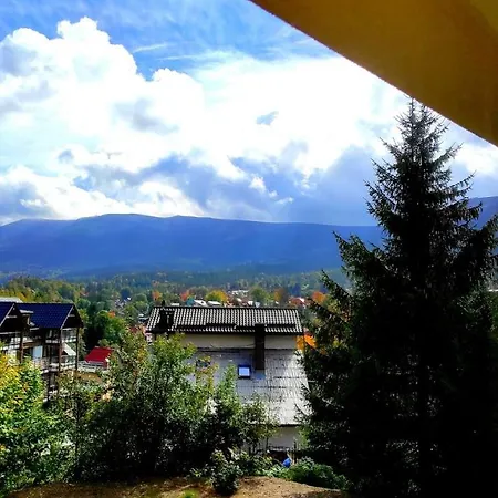 Willa Mona 斯克拉斯卡波伦巴