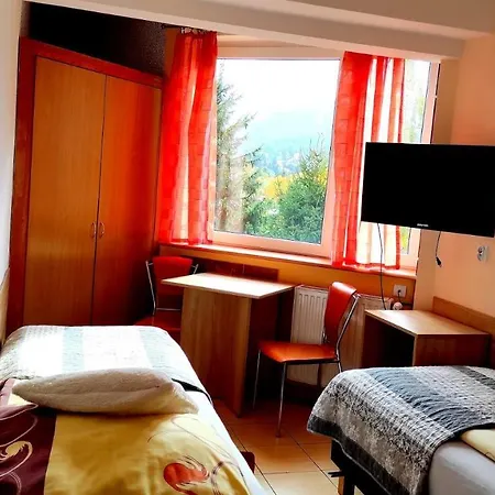 Willa Mona * 斯克拉斯卡波伦巴