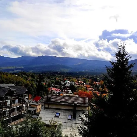 Willa Mona * 斯克拉斯卡波伦巴